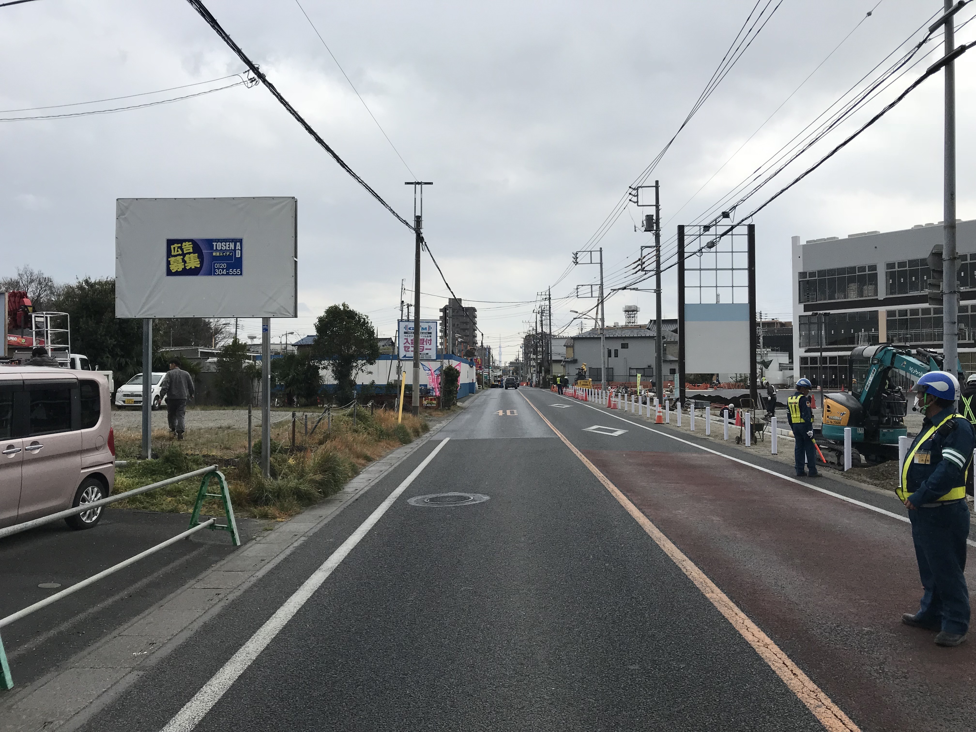 県道103号上谷塚バス停企画（順行側）